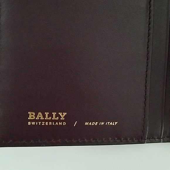 Wallet - Picture 4 of 4